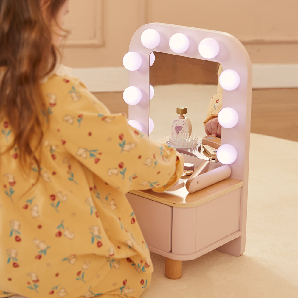 Dressing Table,  set of 15